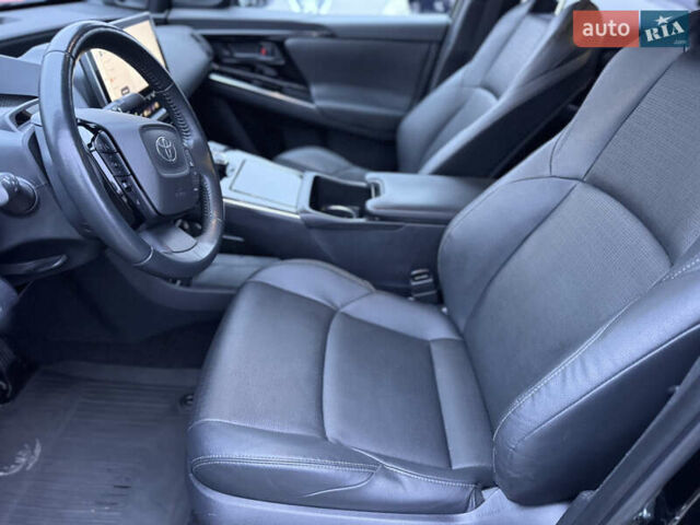 Черный Тойота bZ4X, объемом двигателя 0 л и пробегом 249 тыс. км за 24900 $, фото 35 на Automoto.ua