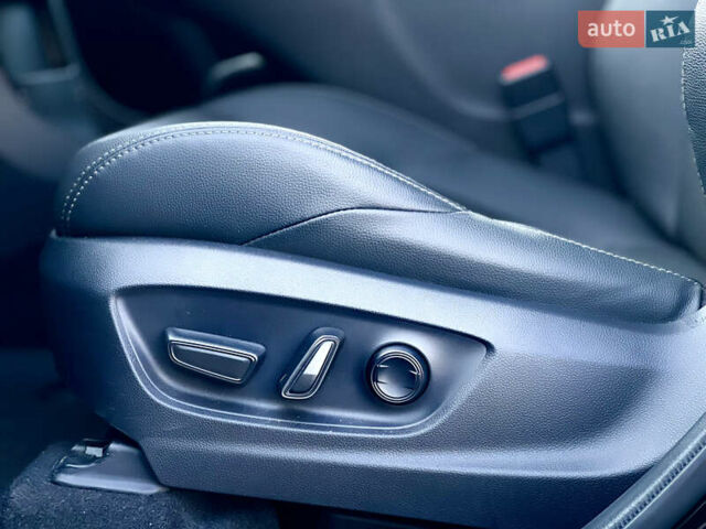 Черный Тойота bZ4X, объемом двигателя 0 л и пробегом 19 тыс. км за 28999 $, фото 17 на Automoto.ua