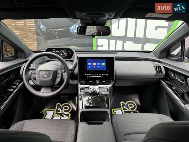 Чорний Тойота bZ4X, об'ємом двигуна 0 л та пробігом 6 тис. км за 23500 $, фото 23 на Automoto.ua