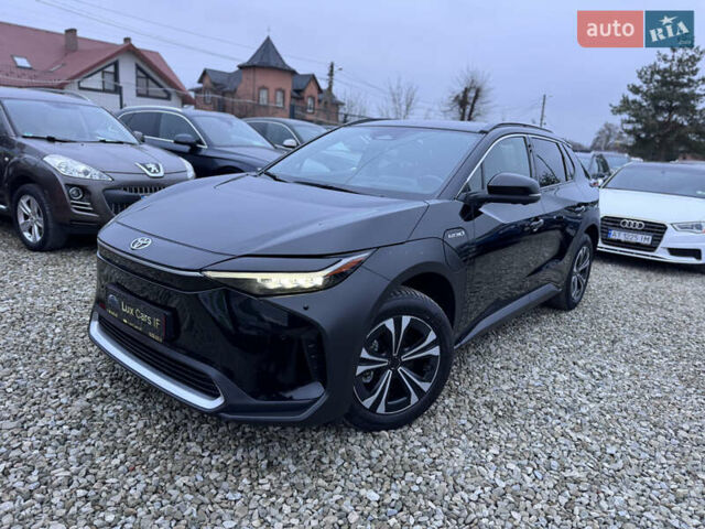 Черный Тойота bZ4X, объемом двигателя 0 л и пробегом 249 тыс. км за 24900 $, фото 2 на Automoto.ua