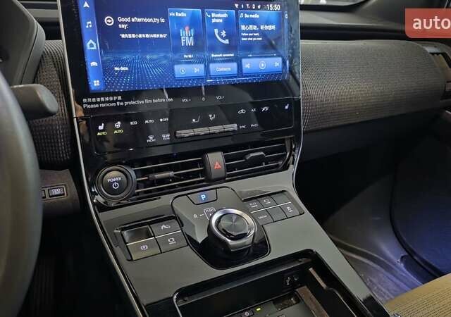 Черный Тойота bZ4X, объемом двигателя 0 л и пробегом 9 тыс. км за 28999 $, фото 7 на Automoto.ua