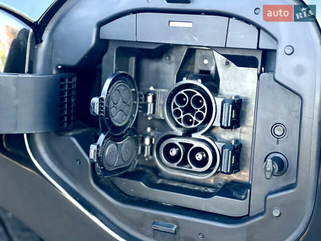 Черный Тойота bZ4X, объемом двигателя 0 л и пробегом 19 тыс. км за 28999 $, фото 31 на Automoto.ua