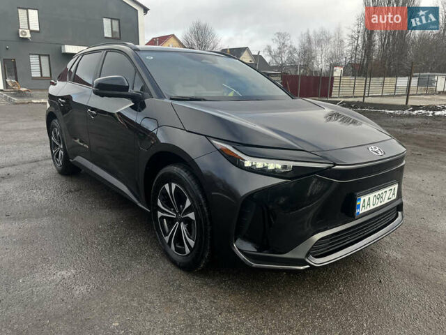 Черный Тойота bZ4X, объемом двигателя 0 л и пробегом 13 тыс. км за 23999 $, фото 9 на Automoto.ua