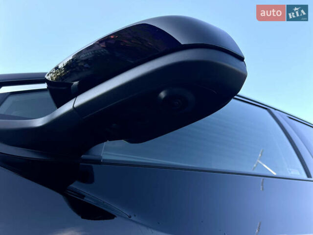 Черный Тойота bZ4X, объемом двигателя 0 л и пробегом 19 тыс. км за 28999 $, фото 12 на Automoto.ua