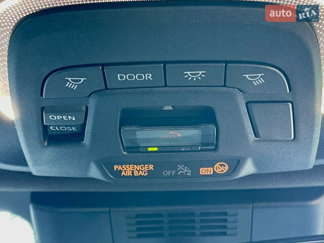 Черный Тойота bZ4X, объемом двигателя 0 л и пробегом 19 тыс. км за 28999 $, фото 30 на Automoto.ua