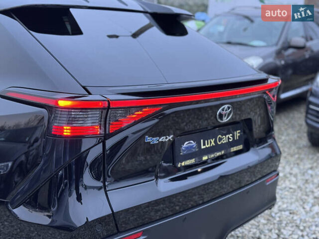 Черный Тойота bZ4X, объемом двигателя 0 л и пробегом 249 тыс. км за 24900 $, фото 11 на Automoto.ua