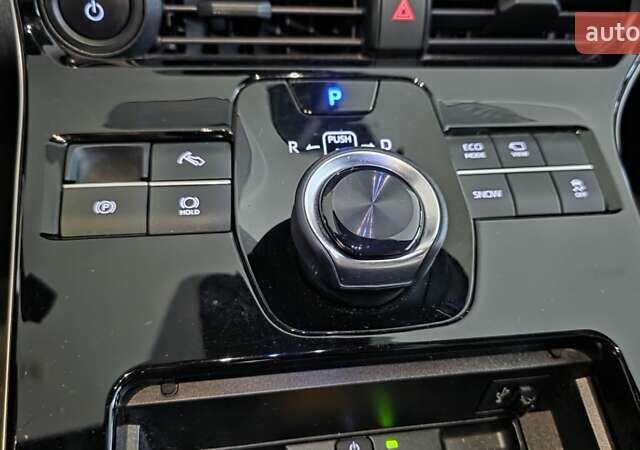 Черный Тойота bZ4X, объемом двигателя 0 л и пробегом 9 тыс. км за 28999 $, фото 5 на Automoto.ua