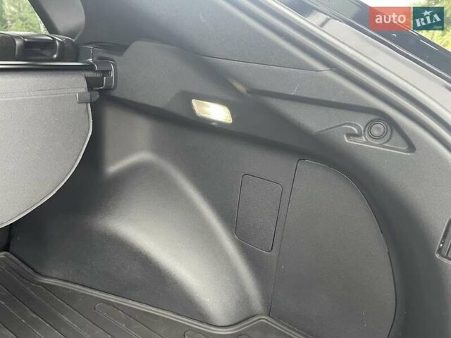Черный Тойота bZ4X, объемом двигателя 0 л и пробегом 5 тыс. км за 28500 $, фото 15 на Automoto.ua