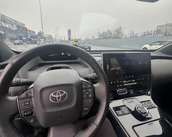 Коричневый Тойота bZ4X, объемом двигателя 0 л и пробегом 29 тыс. км за 23500 $, фото 9 на Automoto.ua