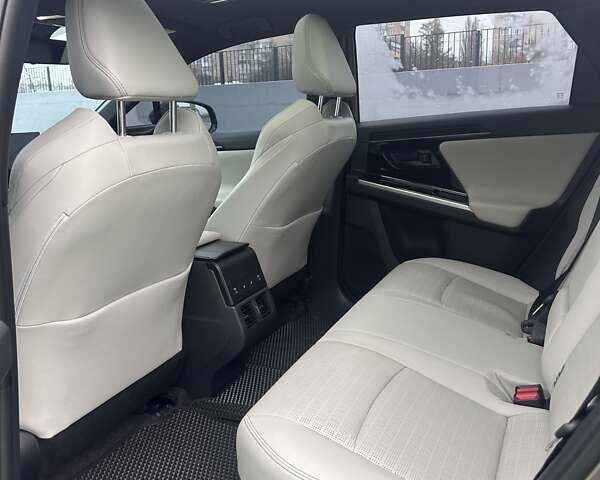 Коричневый Тойота bZ4X, объемом двигателя 0 л и пробегом 29 тыс. км за 23500 $, фото 8 на Automoto.ua