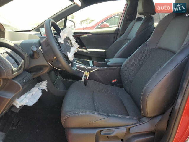 Красный Тойота bZ4X, объемом двигателя 0 л и пробегом 78 тыс. км за 15750 $, фото 8 на Automoto.ua