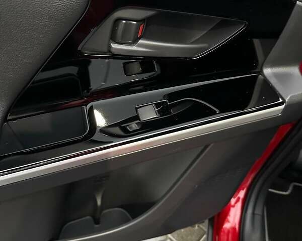 Красный Тойота bZ4X, объемом двигателя 0 л и пробегом 27 тыс. км за 23300 $, фото 12 на Automoto.ua