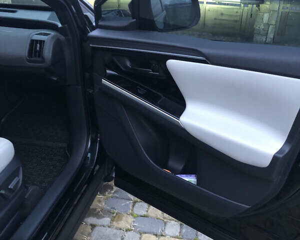 Тойота bZ4X, объемом двигателя 0 л и пробегом 40 тыс. км за 24650 $, фото 28 на Automoto.ua