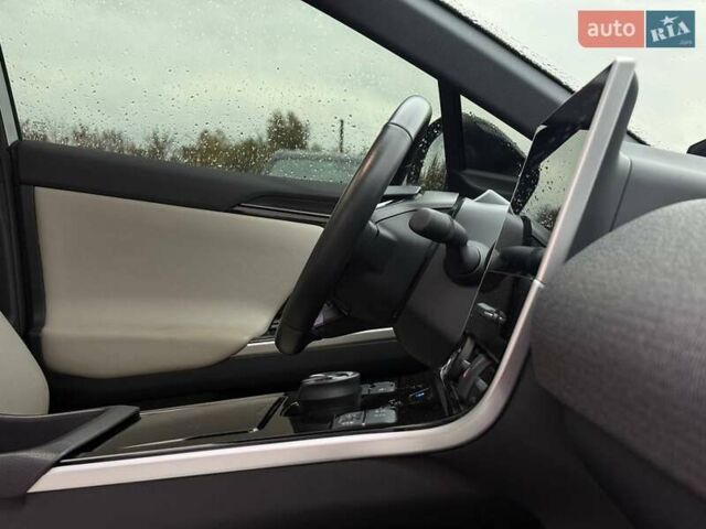 Серый Тойота bZ4X, объемом двигателя 0 л и пробегом 30 тыс. км за 28500 $, фото 70 на Automoto.ua