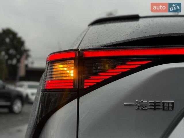 Сірий Тойота bZ4X, об'ємом двигуна 0 л та пробігом 30 тис. км за 29000 $, фото 73 на Automoto.ua