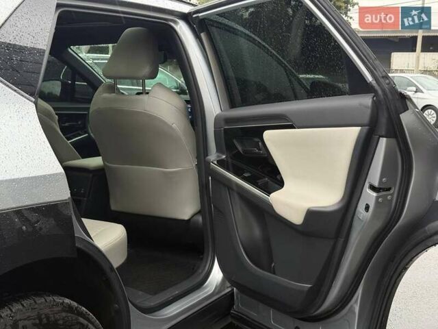 Серый Тойота bZ4X, объемом двигателя 0 л и пробегом 30 тыс. км за 28500 $, фото 51 на Automoto.ua