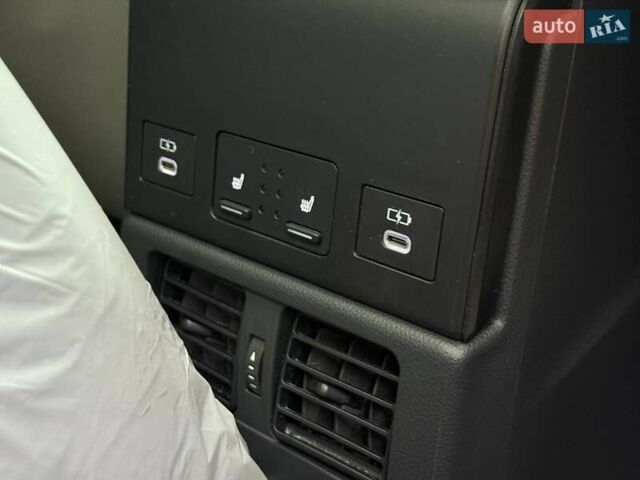 Серый Тойота bZ4X, объемом двигателя 0 л и пробегом 30 тыс. км за 28500 $, фото 54 на Automoto.ua