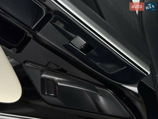 Серый Тойота bZ4X, объемом двигателя 0 л и пробегом 30 тыс. км за 28500 $, фото 64 на Automoto.ua