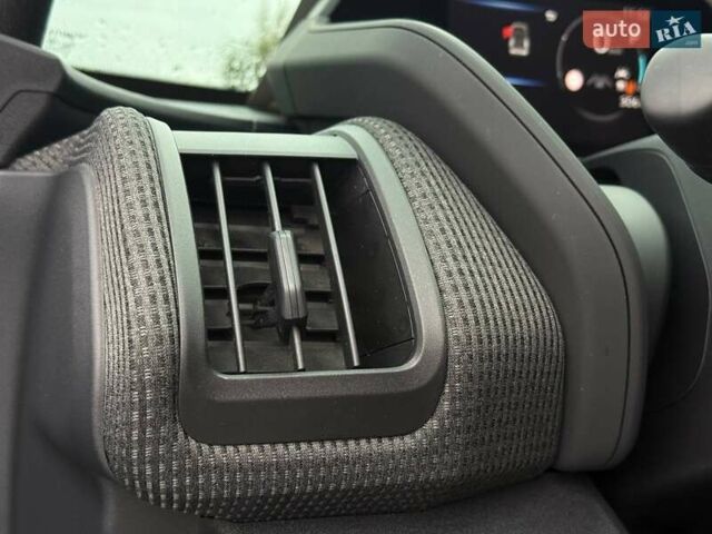 Серый Тойота bZ4X, объемом двигателя 0 л и пробегом 30 тыс. км за 28500 $, фото 30 на Automoto.ua