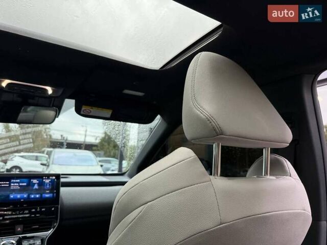 Серый Тойота bZ4X, объемом двигателя 0 л и пробегом 30 тыс. км за 28500 $, фото 60 на Automoto.ua