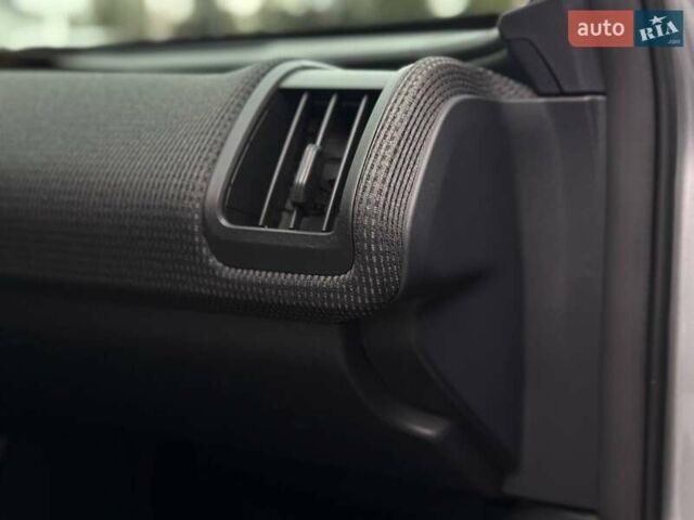 Серый Тойота bZ4X, объемом двигателя 0 л и пробегом 30 тыс. км за 28500 $, фото 69 на Automoto.ua