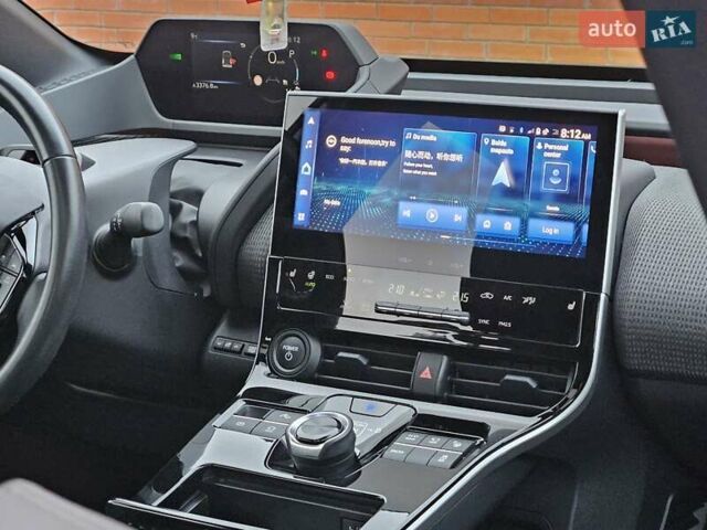 Серый Тойота bZ4X, объемом двигателя 0 л и пробегом 33 тыс. км за 23700 $, фото 9 на Automoto.ua