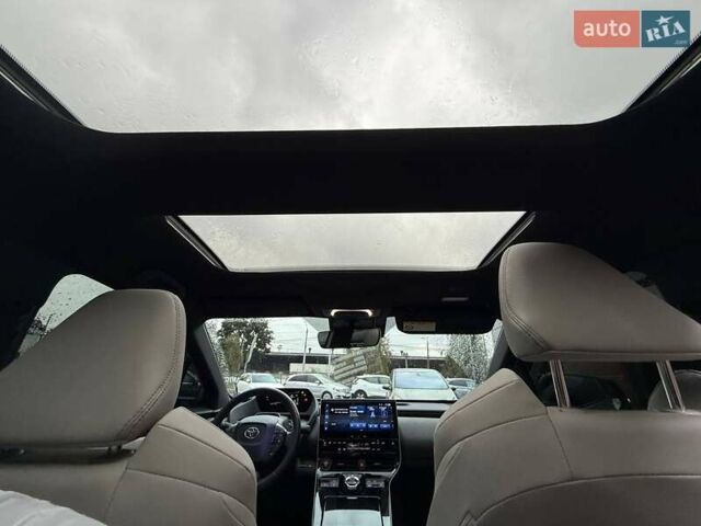 Серый Тойота bZ4X, объемом двигателя 0 л и пробегом 30 тыс. км за 28500 $, фото 59 на Automoto.ua