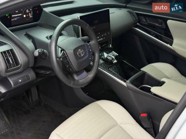 Серый Тойота bZ4X, объемом двигателя 0 л и пробегом 30 тыс. км за 28500 $, фото 25 на Automoto.ua