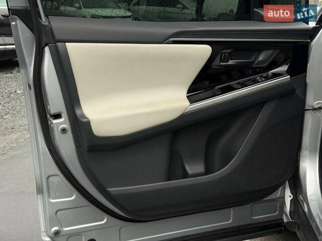 Серый Тойота bZ4X, объемом двигателя 0 л и пробегом 30 тыс. км за 28500 $, фото 20 на Automoto.ua