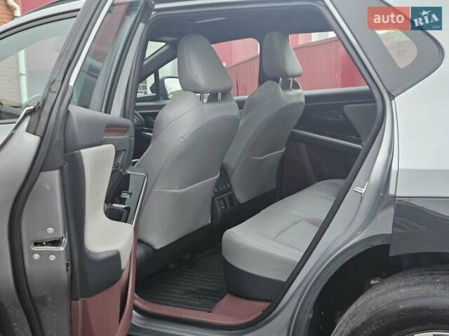 Серый Тойота bZ4X, объемом двигателя 0 л и пробегом 33 тыс. км за 23700 $, фото 18 на Automoto.ua