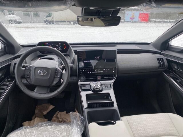 Серый Тойота bZ4X, объемом двигателя 0 л и пробегом 1 тыс. км за 27990 $, фото 25 на Automoto.ua