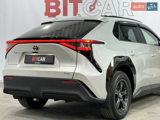 Серый Тойота bZ4X, объемом двигателя 0 л и пробегом 76 тыс. км за 26300 $, фото 11 на Automoto.ua
