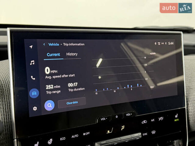 Серый Тойота bZ4X, объемом двигателя 0 л и пробегом 76 тыс. км за 26300 $, фото 27 на Automoto.ua