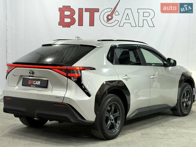 Серый Тойота bZ4X, объемом двигателя 0 л и пробегом 76 тыс. км за 26300 $, фото 8 на Automoto.ua