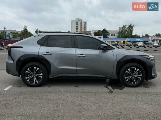 Сірий Тойота bZ4X, об'ємом двигуна 0 л та пробігом 34 тис. км за 23950 $, фото 7 на Automoto.ua