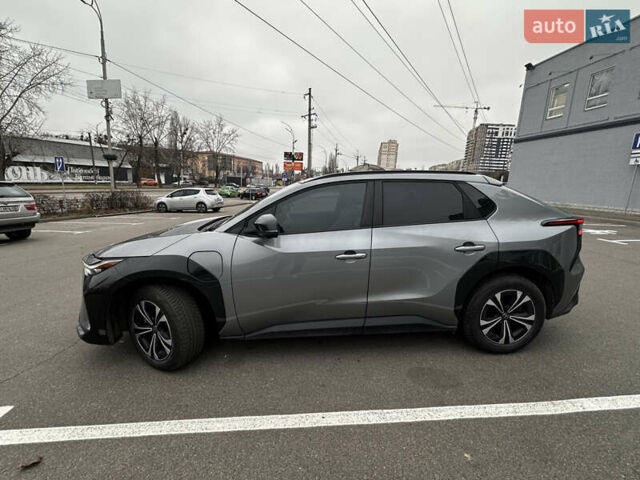 Серый Тойота bZ4X, объемом двигателя 0 л и пробегом 49 тыс. км за 24500 $, фото 12 на Automoto.ua