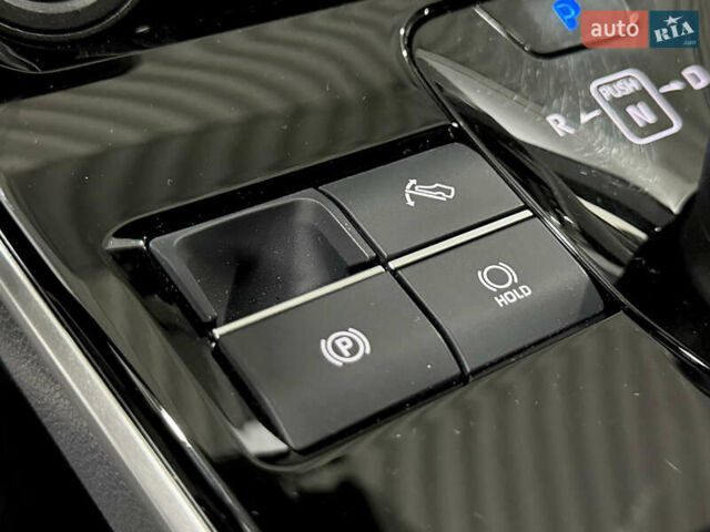 Серый Тойота bZ4X, объемом двигателя 0 л и пробегом 76 тыс. км за 26300 $, фото 31 на Automoto.ua