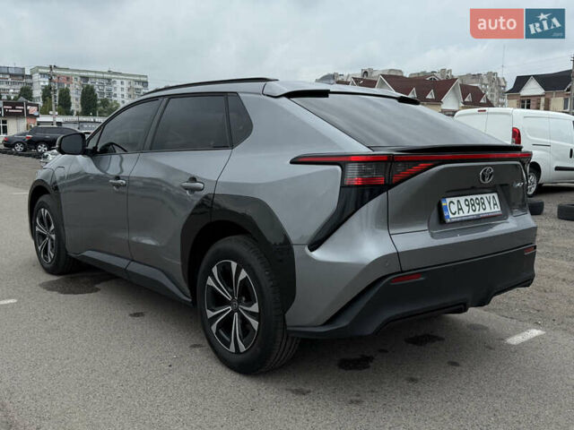 Сірий Тойота bZ4X, об'ємом двигуна 0 л та пробігом 34 тис. км за 23950 $, фото 12 на Automoto.ua