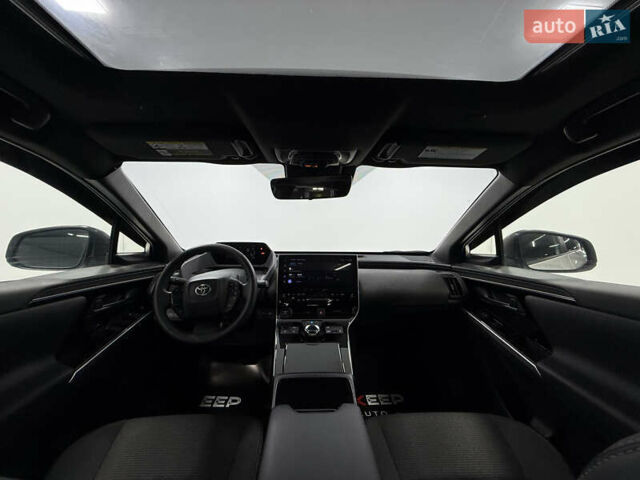 Серый Тойота bZ4X, объемом двигателя 0 л и пробегом 75 тыс. км за 28000 $, фото 29 на Automoto.ua