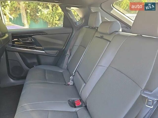 Сірий Тойота bZ4X, об'ємом двигуна 0 л та пробігом 70 тис. км за 22000 $, фото 10 на Automoto.ua