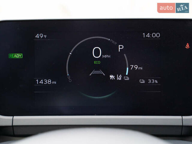 Серый Тойота bZ4X, объемом двигателя 0 л и пробегом 2 тыс. км за 28900 $, фото 41 на Automoto.ua