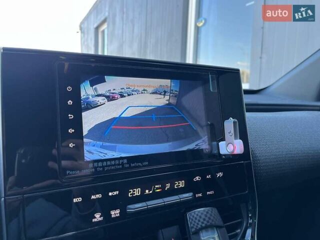 Серый Тойота bZ4X, объемом двигателя 0 л и пробегом 27 тыс. км за 24490 $, фото 27 на Automoto.ua