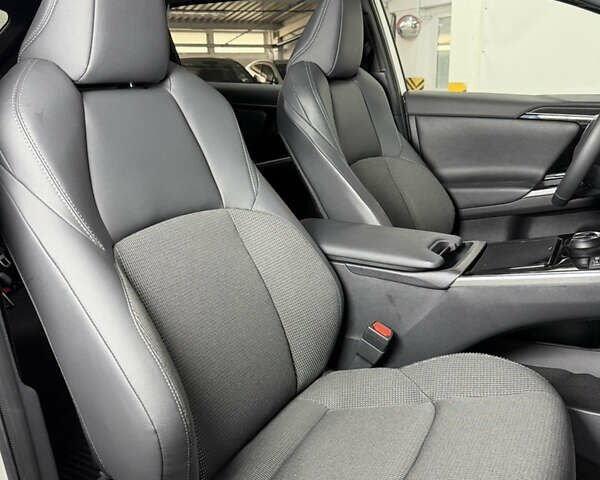 Серый Тойота bZ4X, объемом двигателя 0 л и пробегом 76 тыс. км за 26300 $, фото 48 на Automoto.ua