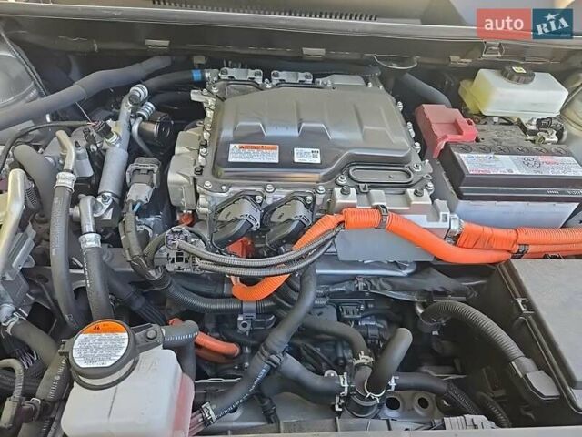 Сірий Тойота bZ4X, об'ємом двигуна 0 л та пробігом 70 тис. км за 22000 $, фото 11 на Automoto.ua