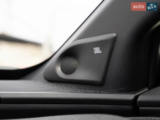 Серый Тойота bZ4X, объемом двигателя 0 л и пробегом 2 тыс. км за 28900 $, фото 33 на Automoto.ua