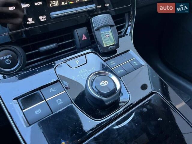 Серый Тойота bZ4X, объемом двигателя 0 л и пробегом 27 тыс. км за 24490 $, фото 28 на Automoto.ua