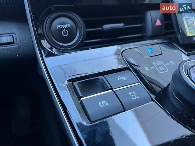 Серый Тойота bZ4X, объемом двигателя 0 л и пробегом 27 тыс. км за 24490 $, фото 25 на Automoto.ua