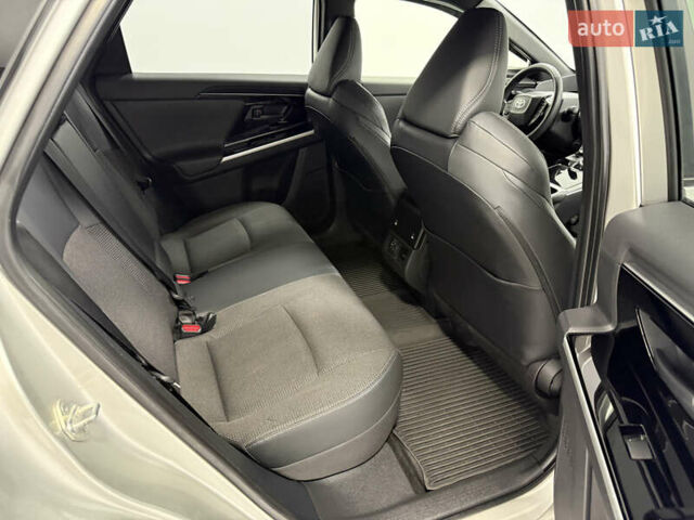 Серый Тойота bZ4X, объемом двигателя 0 л и пробегом 75 тыс. км за 28000 $, фото 25 на Automoto.ua