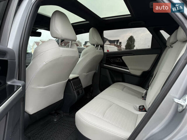 Сірий Тойота bZ4X, об'ємом двигуна 0 л та пробігом 34 тис. км за 23950 $, фото 42 на Automoto.ua