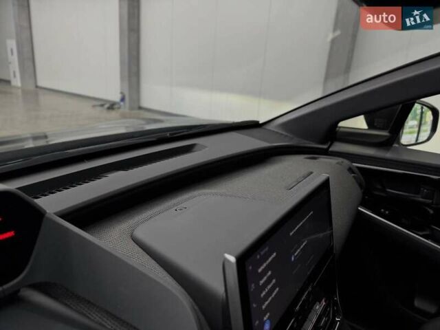 Серый Тойота bZ4X, объемом двигателя 0 л и пробегом 8 тыс. км за 30899 $, фото 15 на Automoto.ua